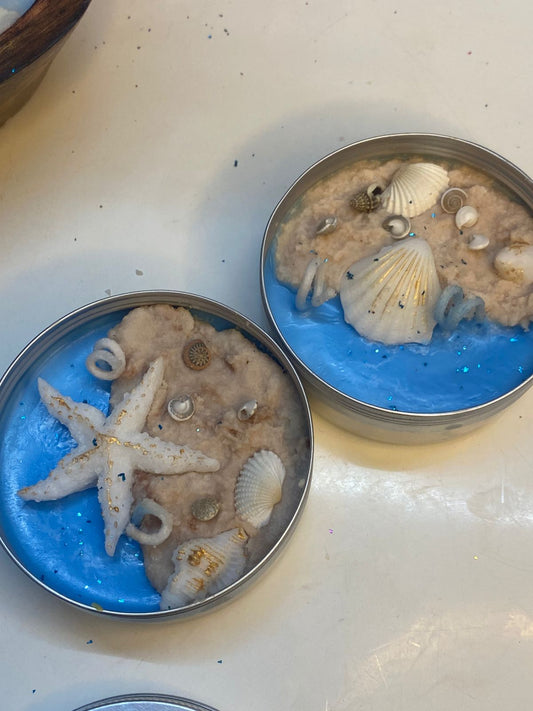 Beach Theme Tin